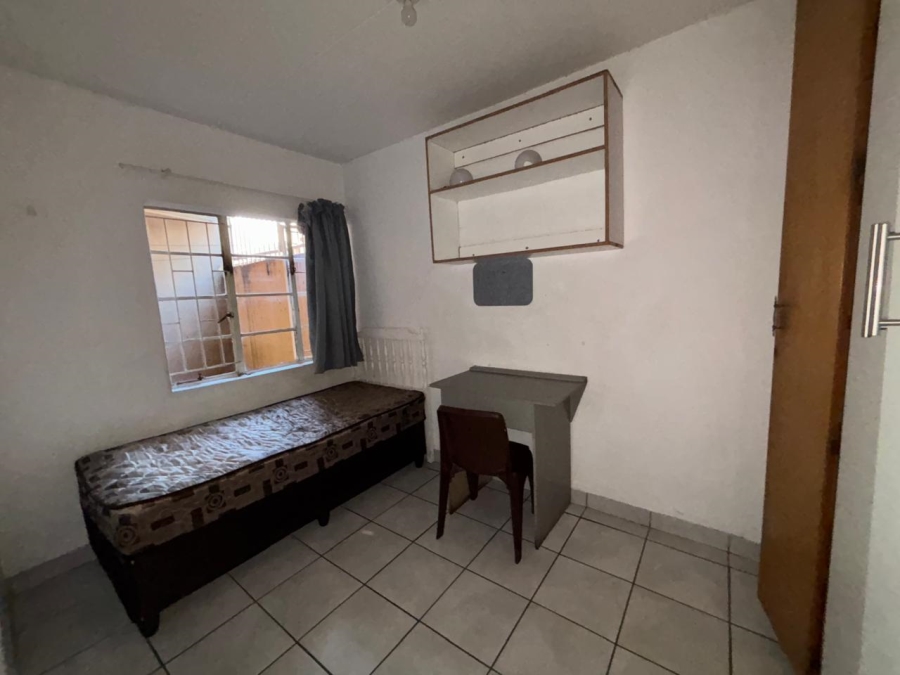 5 Bedroom Property for Sale in Willows Free State